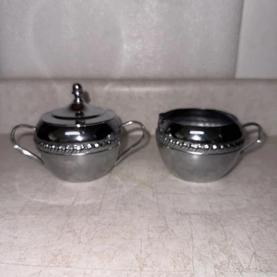 Juego de azucarero y crema Irvinware de metal vintage Foto 1 de 4