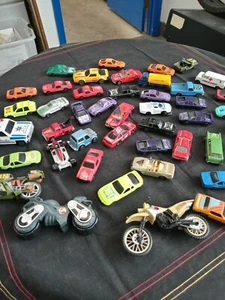 45 Vintage Mixed Lot Toy Cars Die Cast & Plastic Matchbox & Other Brands - Picture 1 of 8