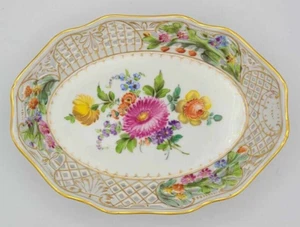 Antique Carl Thieme Dresden Reticulated Hand Painted ~9.25"L Bowl. Excellent - Picture 1 of 12