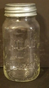 VINTAGE ATLAS MASON JAR WITH AMOUNT MEASUREMENTS ON SIDES SQUARE NEW Zinc Lid - Picture 1 of 8