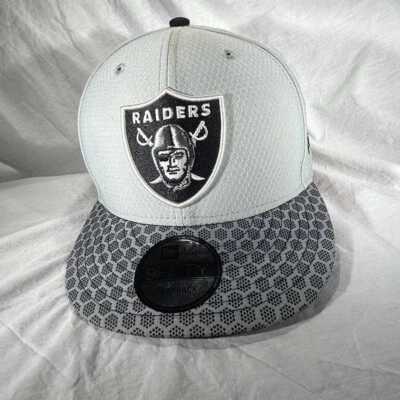 Oakland Raiders New Era 2017 gris/panal dos tonos color 59FIFTY gorra con tirantes Foto 1 de 4