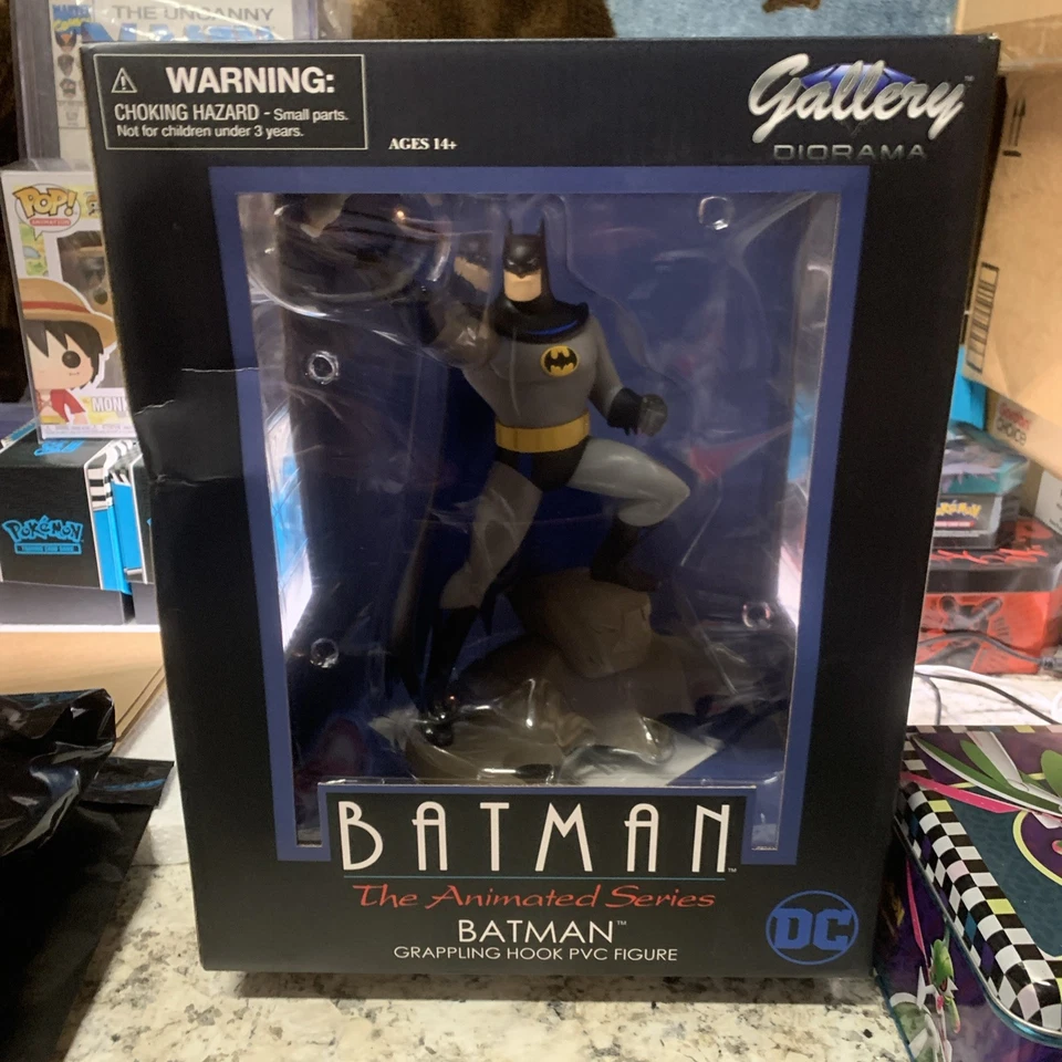 Nueva figura de gancho de agarre de la serie animada Batman Warner Bros. de DC Gallery Foto 1 de 4