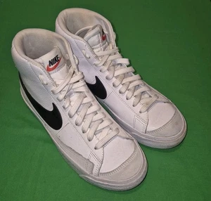 Nike Blazer Mid 77 White Black Leather DA4086-100 Women's Trainers Size UK 5 - Picture 1 of 9