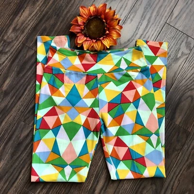 🦋LuLaRoe🦋 Leggings triangulares con estampado de diamantes brillantes | TALLA ÚNICA | Foto 1 de 4
