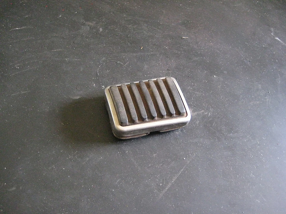 65 66 67 68 69 70 Cadillac Deville Eldorado Fleetwood Parking Brake Pedal Pad - Image 1 of 1