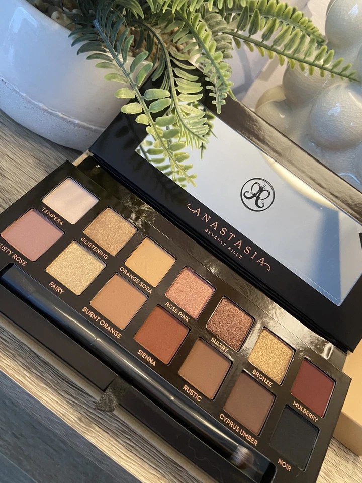 Anastasia Beverly Hills Soft Glam Palette Eyeshadow Palette New & Boxed RRP £46 - Image 1 of 4