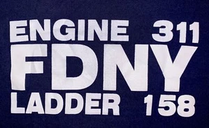Camiseta FDNY NYC Departamento de Bomberos Ciudad de Nueva York Talla S Motor 311 Queens - Imagen 1 de 6