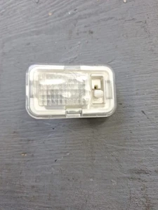 Luz de maletero Acura Integra 1994-2001 OEM - Imagen 1 de 4