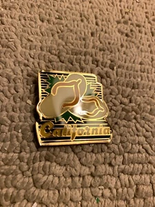 1 3/4-1 3/4” California Beach sandals Metal FRIDGE MAGNET Refrigerator B1-23 - Picture 1 of 3