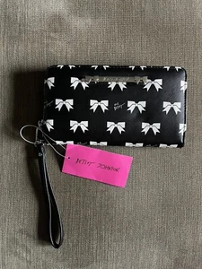 Betsey Johnson wristlet purse With White Bows Hot Pink Interior Clutch Bag purse - Picture 1 of 4