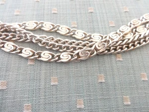 COLLANA CATENA MULTIFILO TONO ORO VINTAGE 1962 SARAH COVENTRY LT CASCATA 24" - Foto 1 di 9