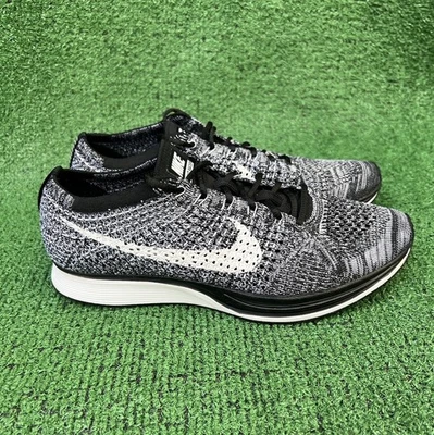 Nike Flyknit Racer Oreo 2.0 Men's Size 8 Running  Shoes Black White 526628-012 - Image 1 of 4