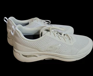 Sketchers Womens Archfit Sneakers Size 9 - Picture 1 of 5