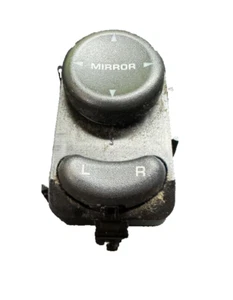 OEM MOPAR POWER MIRROR SWITCH PART NUMBER 04760174AF GENUINE OEM USED PART - Picture 1 of 6