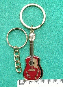 ELVIS PRESLEY Guitar - key chain , keychain GIFT BOXED - Picture 1 of 4