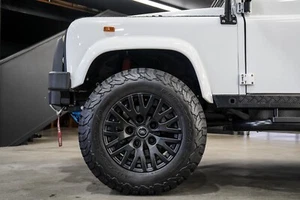 LAND ROVER 1995 DEFENDER WHEELS AND 275 65 18 BF GOODRICH KO2 TIRES BRAND NEW - Picture 1 of 19