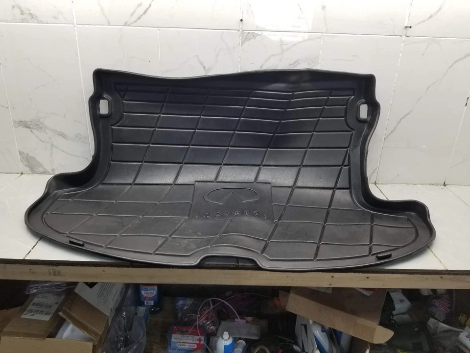 2004 INFINITI FX45 RUBBER TRUNK MAT #010333 - Image 1 of 4