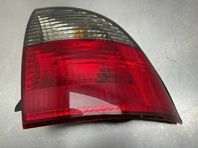 2003 LINCOLN LS OEM RIGHT HAND PASSENGERS SIDE TAIL LIGHT 3W43-13B504-B 04-06 - Image 1 of 4