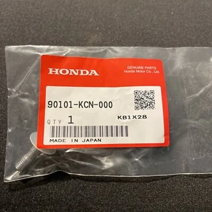 87 Honda Fat Cat XR350R XR350 XR 350 R LH Side Frame Cover Plate Mounting Bolt - Picture 1 of 2