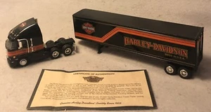 Genuine Harley-Davidson Tractor Trailer Locking Coin Bank NIB 1:64 Scale - Picture 1 of 11