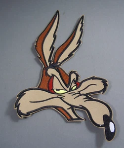 Large WILE E. COYOTE Embroidered Iron-On Patch - 8" - Picture 1 of 2