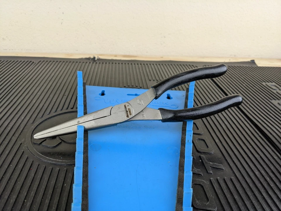 Snap-on 97ACF 9" Talon Grip Needle Nose Pliers Pre-owned