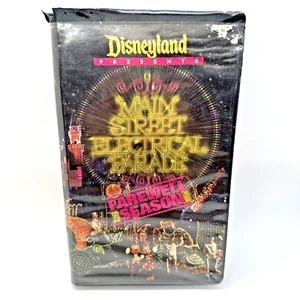Vtg Disneyland Main Street Electrical Parade Farewell Season Clamshell VHS - Foto 1 di 6