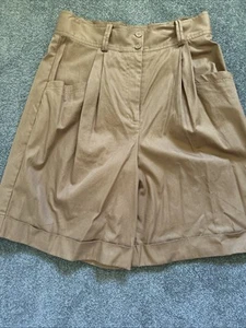 AJE Shorts 12 - Picture 1 of 3