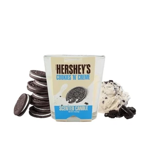 Hershey's Scented Candle cookies & creme 14 OZ NEW - Picture 1 of 2