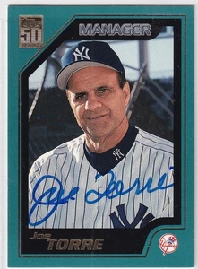 Tarjeta firmada Joe Torre 2001 Topps 4x Campeón de la Serie Mundial, Salón de la Fama, Yankees de Nueva York - Imagen 1 de 1