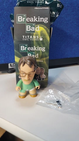 Breaking Bad Titan Mystery Mini Figures Heisenberg Collection Walter White Cover