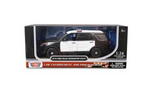 2015 Ford Intercept Pursuit Police weiß unmarkiert 1:24 Die-cast 8.25" L Motormax - Bild 1 von 4
