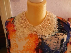 Collar, a 1980's, VTG Cream Lace style, embellished with faux pearls, lovely. - Picture 1 of 4