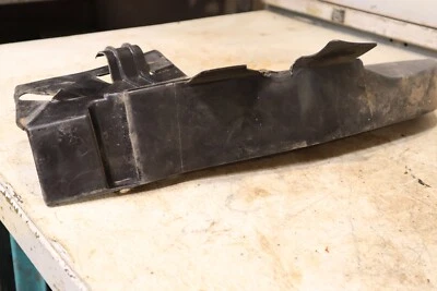 Guardabarros interior delantero derecho honda recon 250 plástico salpicaduras 61862-hm8-000 1997-2001 Foto 1 de 4