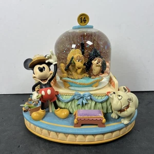 Disney Mickey Society Dog Show Musical Snowglobe - Where Has My Little Dog Gone - Picture 1 of 12