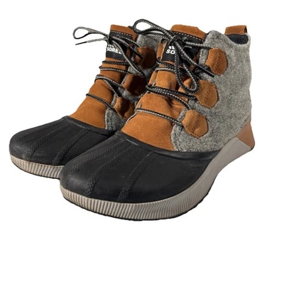 Sorel Boot Womens 10 Out N About WP Gray Felt, Brown Suede Black Rubber Duck - Image 1 of 4