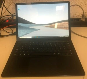 Microsoft SURFACE - Core i5-1035G7 - 8Go de RAM - 256Go SSD - Photo 1/4
