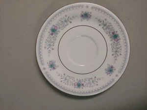 Platillo de taza de té floral - Imagen 1 de 9