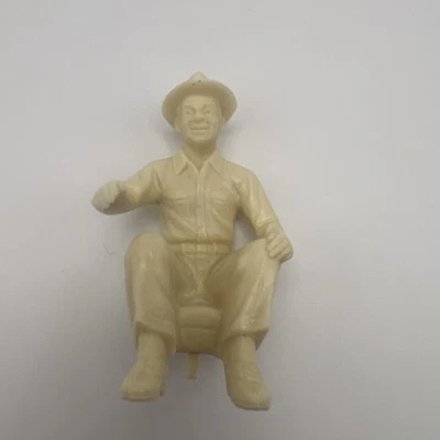 vintage 1950s Marx Farm Tractor Seated Farmer Driver Figure Cream Plastic 3"h - Image 1 of 4
