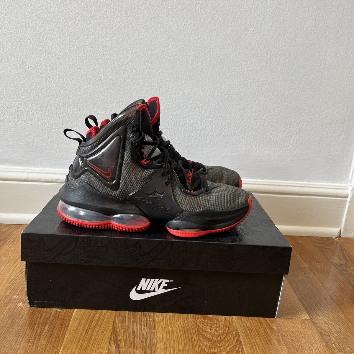 ナイキ レブロン 19 バッシュ 新品 nba ジョーダン 【公式通販】