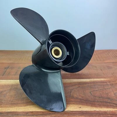 Yamaha Boot Propeller Alu 150-300PS Außenborder 13-3/4 x 21 " 15 Zähne 3 Blatt - Bild 1 von 4