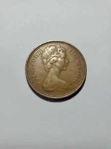 United Kingdom 2 new pence, 1971 , Original ELIZABETH II D G REG F D 1971 Rare - Picture 1 of 4