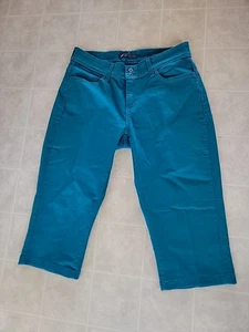 Levis Jeans Womens 14 Green Denim Capri Crop Stretch Casual Classic - Bild 1 von 5