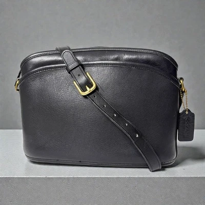 Bolso de hombro Coach de cuero negro vintage usado cuero PU Foto 1 de 4
