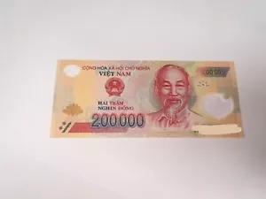 BRAND NEW 200,000 Vietnamese Dong VND Polymer Banknote Uncirculated (200k VND) - Picture 1 of 4