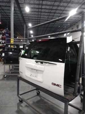 Tapa de cubierta usada se adapta a: GMC Yukon 2008 con vidrio tintado de privacidad Opt AJ1 elevación manual sin Foto 1 de 4
