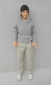One Direction 1D Liam Payne Puppe 12 Zoll mit Kleidergürtel & Schuhen kein Mikrofon wie abgebildet - Bild 1 von 7