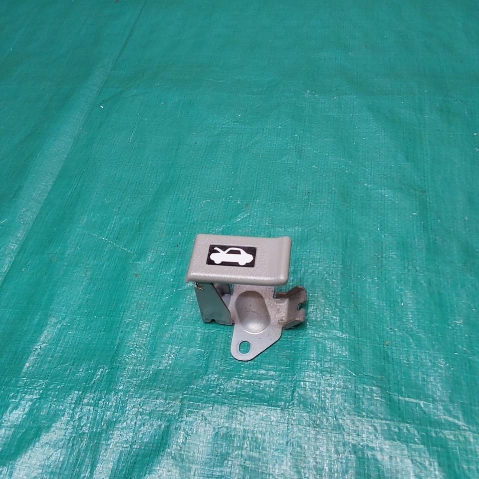 Honda Odyssey 2005-2010 capó liberación OEM 74135-SHJ Foto 1 de 2