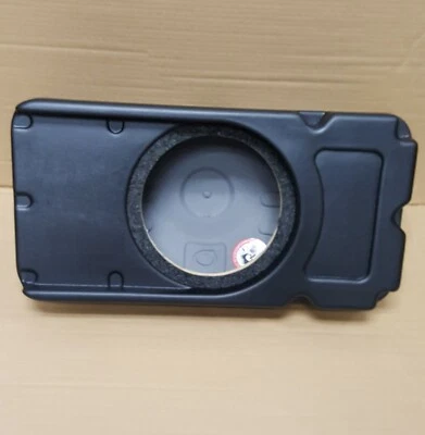 Q-Logic QL-C1UTC110A01 Single 10inch Subwoofer Enclosure NEW with Accessories - Image 1 of 4