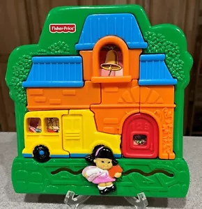 Fisher Price Little People Plastic Tray 3D School w Bus 10 pc Puzzle Sonya Lee - Picture 1 of 5